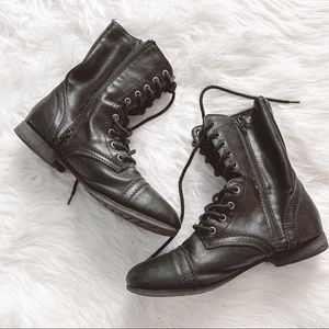 Time & True Black Size 10 Combat Boots